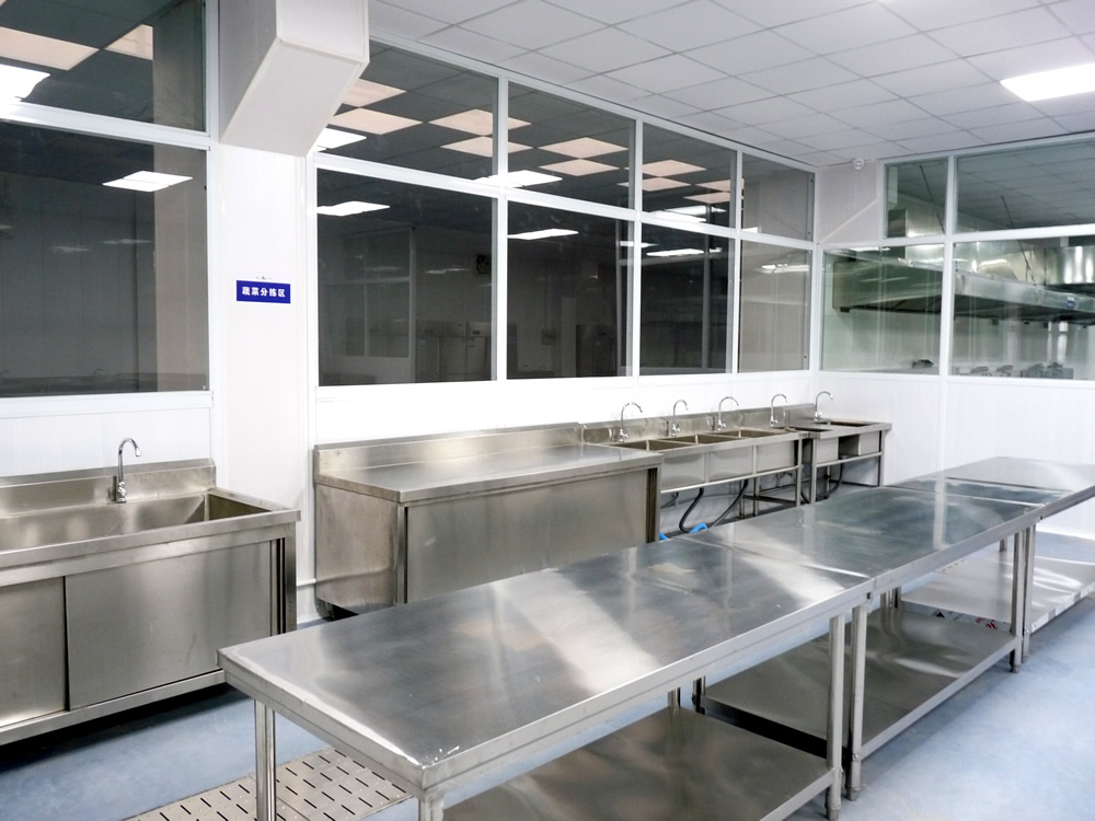 Bếp ăn trường học quốc tế